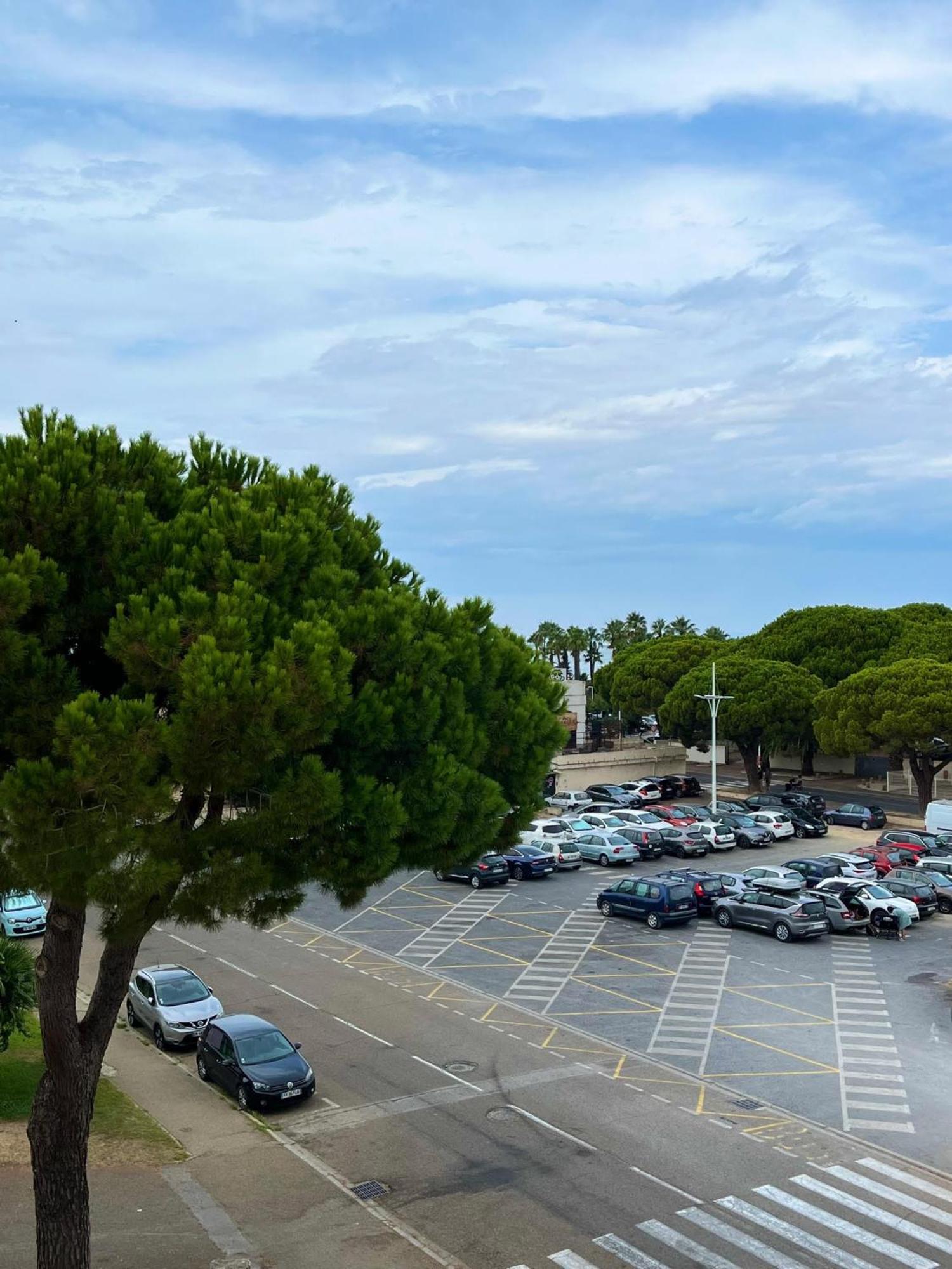 Appartement Devant La Mer + Parking ル・グロー・デュ・ロワ エクステリア 写真